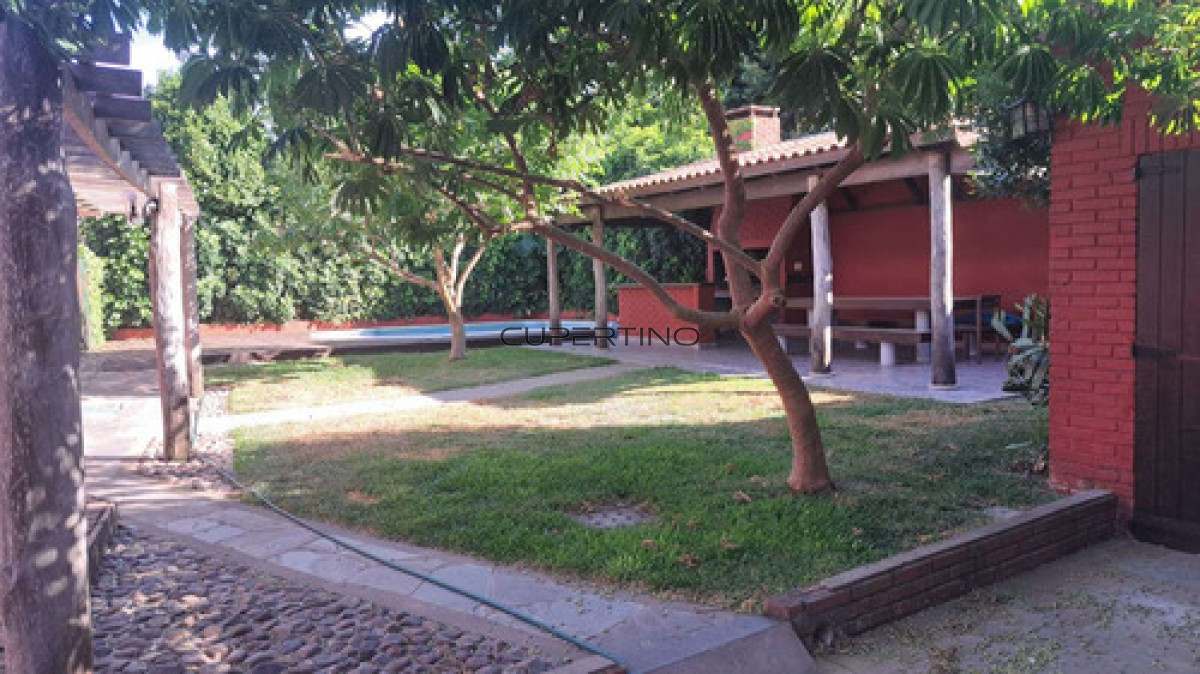 Venta | Casa En Punta Del Este Con Amplios Espacios — foto 27