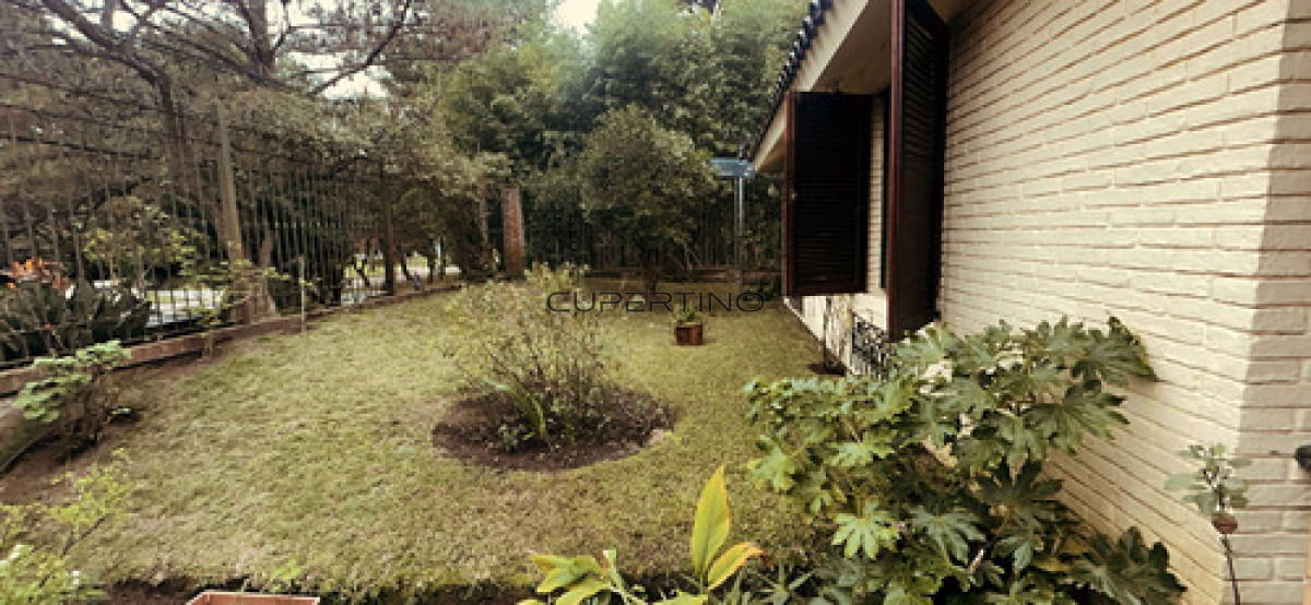 Casa De 3 Dormitorios En Suite Con Altillo Y Gran Parque Cantegril — foto 21