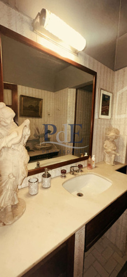 Residencia Clásica 3 dormitorios, frente al Country Club.  - Imagen 12