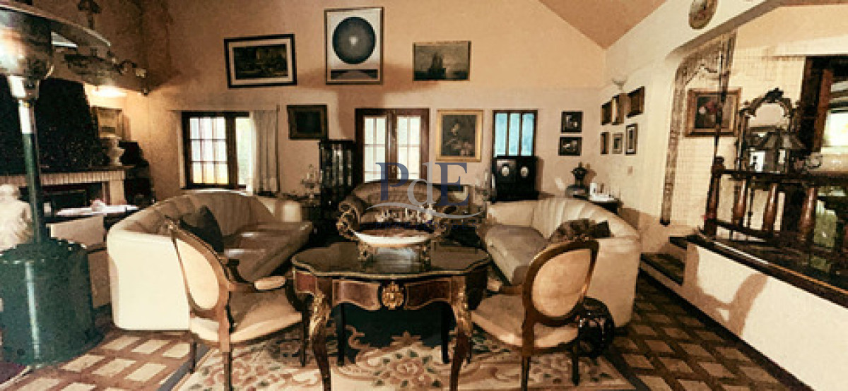 Residencia Clásica 3 dormitorios, frente al Country Club.  - Imagen 3