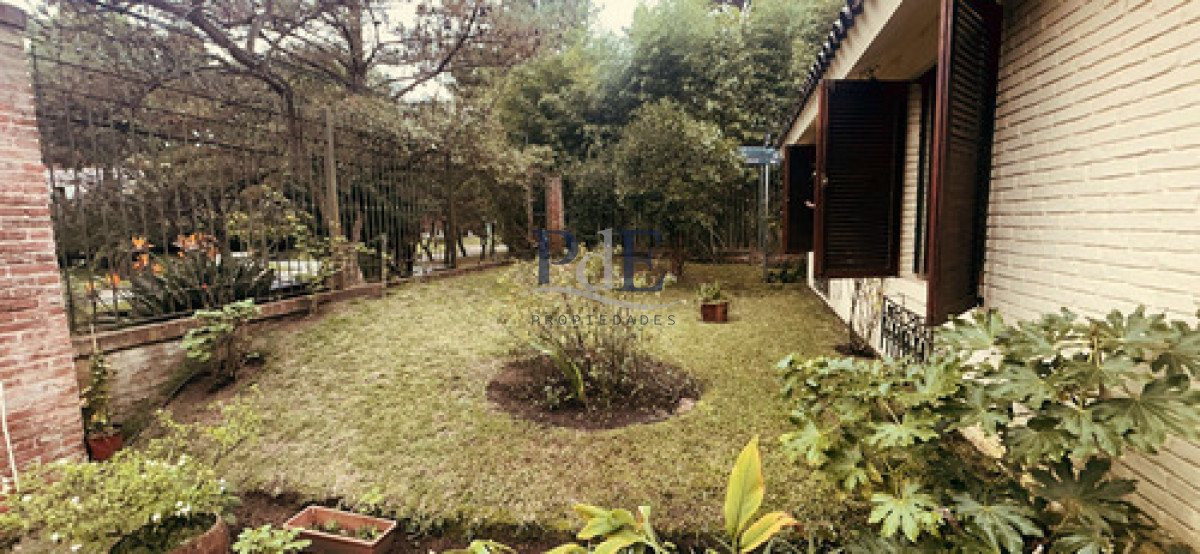 Residencia Clásica 3 dormitorios, frente al Country Club.  - Imagen 18