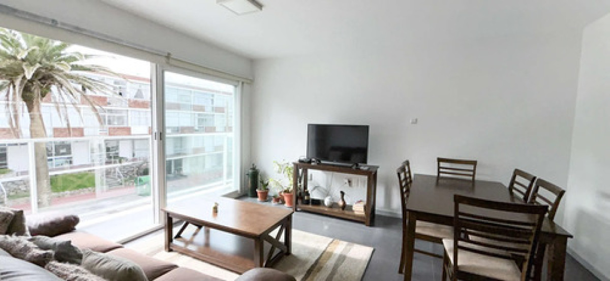 Venta / Apto 1 Dorm + Medio | Vista Al Mar | Garaje | Amenities | Península Punta Del Este