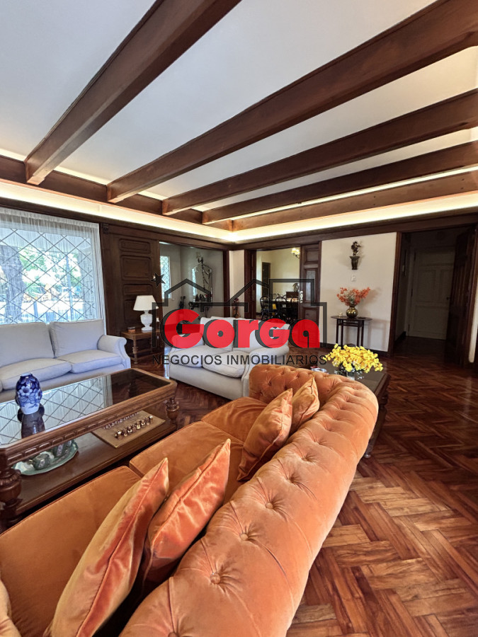 Casa ID.584 - Residencia Premium en el Prado
