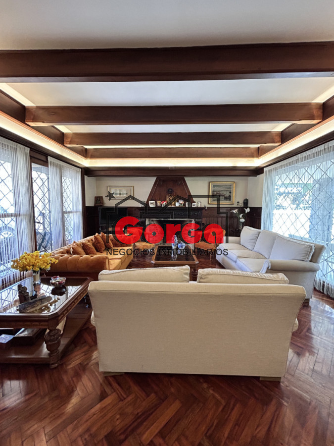 Casa ID.584 - Residencia Premium en el Prado