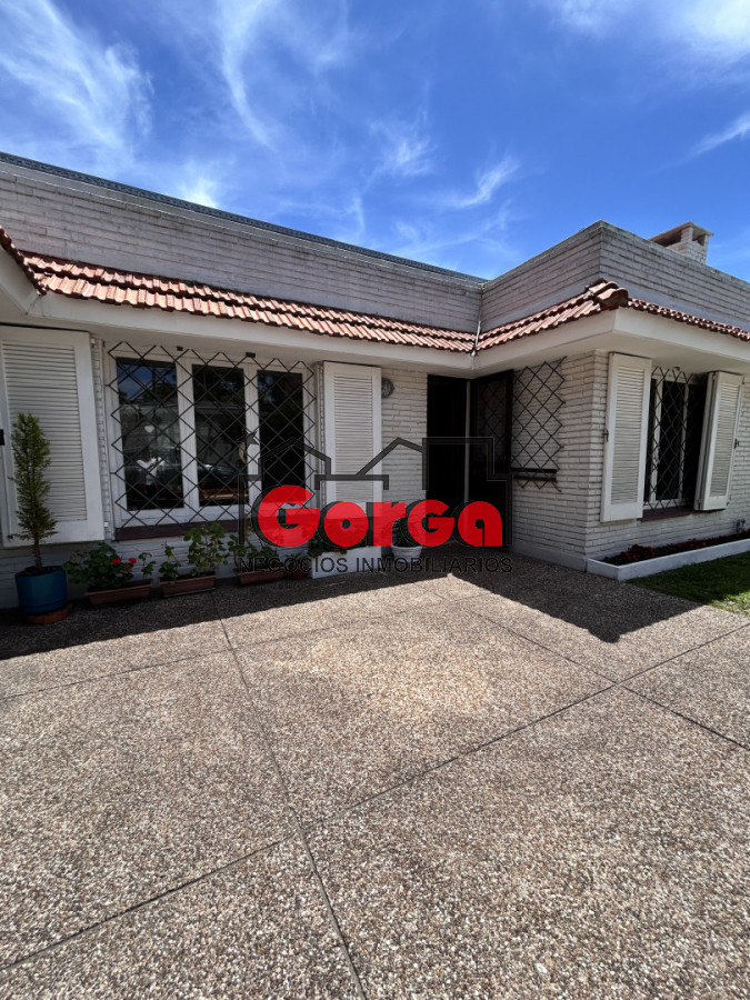 Casa ID.584 - Residencia Premium en el Prado