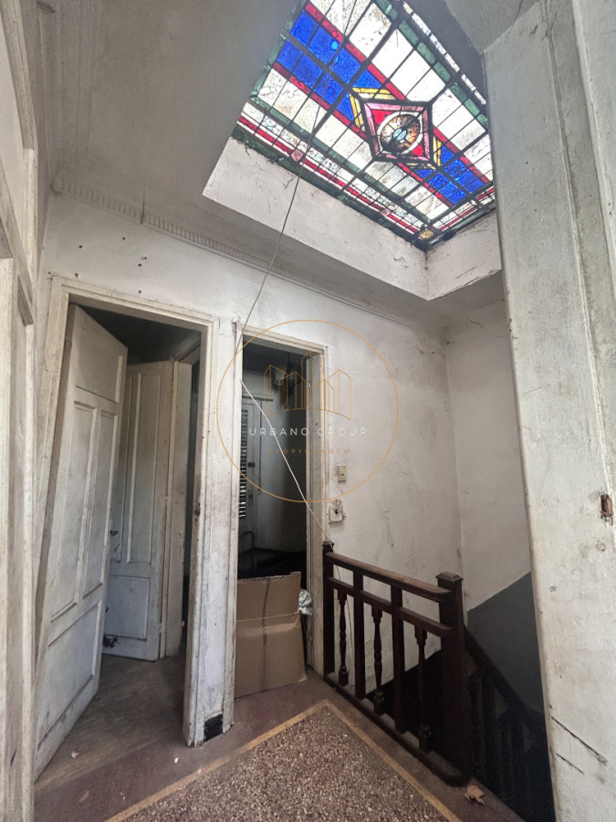 Casa ID.81 - Oportunidad de Inversión en El Prado: Dos Propiedades con Gran Potencial para Reciclar