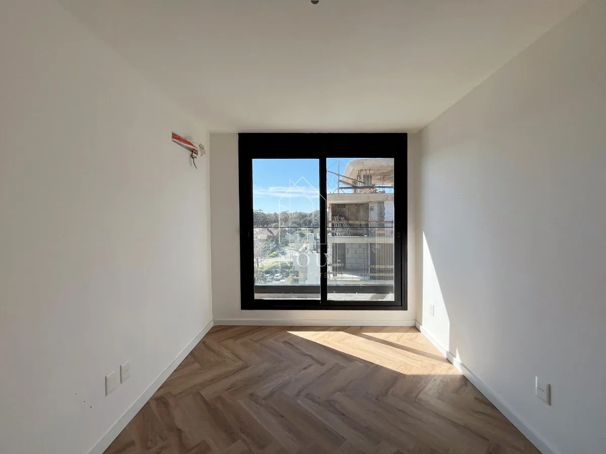 Apartamento ID.181 - Alquiler de apartamento de 2 dormitorio en Barra de Carrasco 