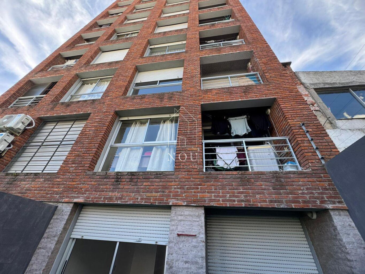 Apartamento ID.198 - 2 Dormitorio con Patio en Cordón - Ideal para Disfrutar Espacio Exterior