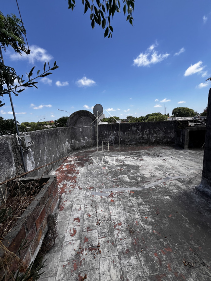 Apartamento ID.151 - Dúplex con Terraza y Parrillero Exclusivo en el Centro