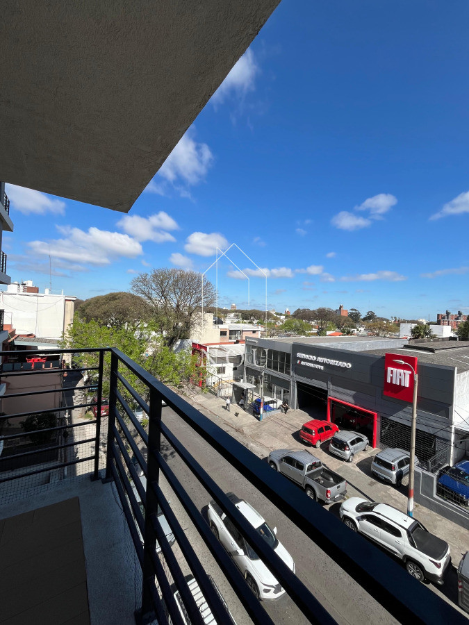 Apartamento ID.76 - Apartamento 2 Dormitorios con Garaje Incluido | Piso 3 | La Blanqueada