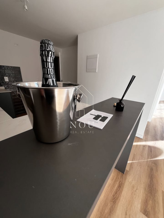 Apartamento ID.189 - Alquiler en piso 10  de 2  dormitorio + cochera