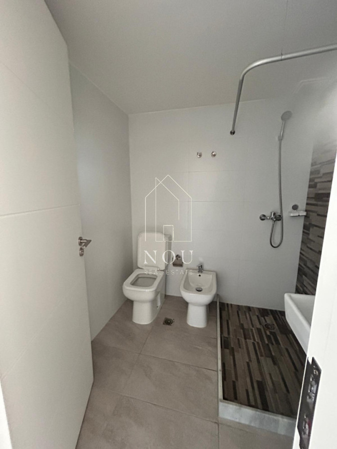 Apartamento ID.219 - Apto en tres cruces 1 dorm + cochera 