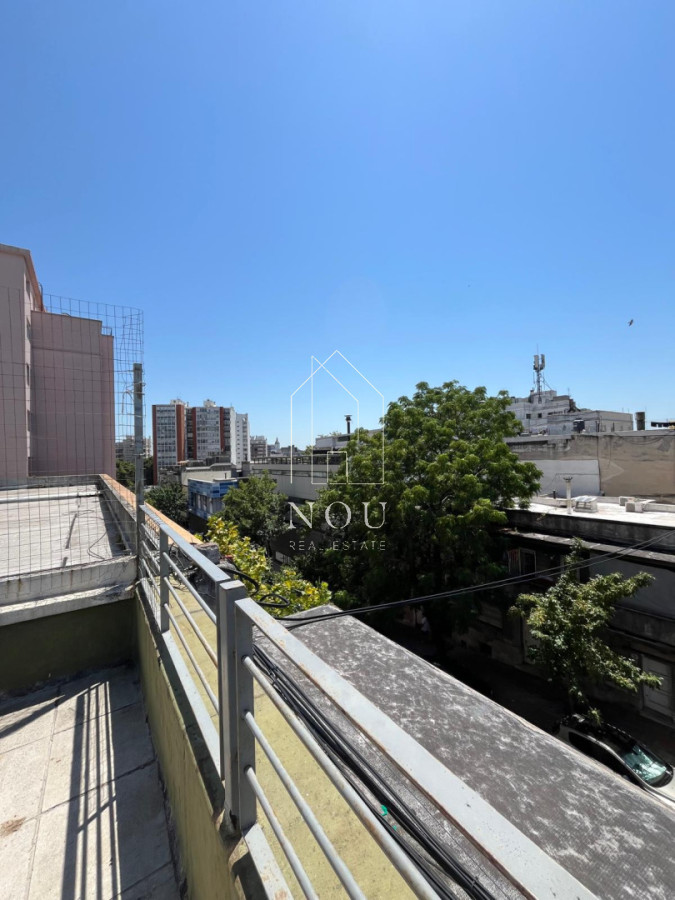 Apartamento ID.151 - Dúplex con Terraza y Parrillero Exclusivo en el Centro