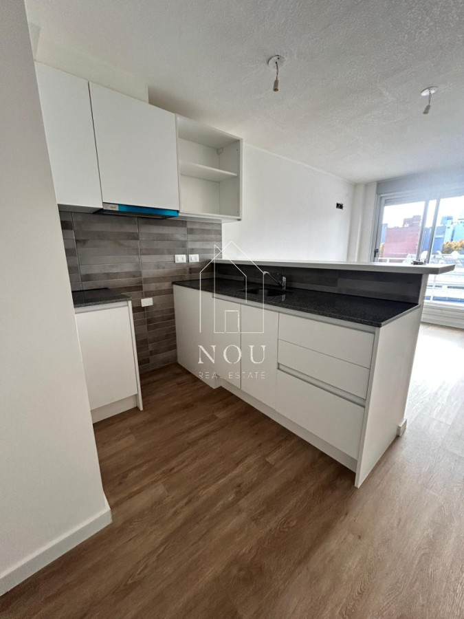 Apartamento ID.219 - Apto en tres cruces 1 dorm + cochera 