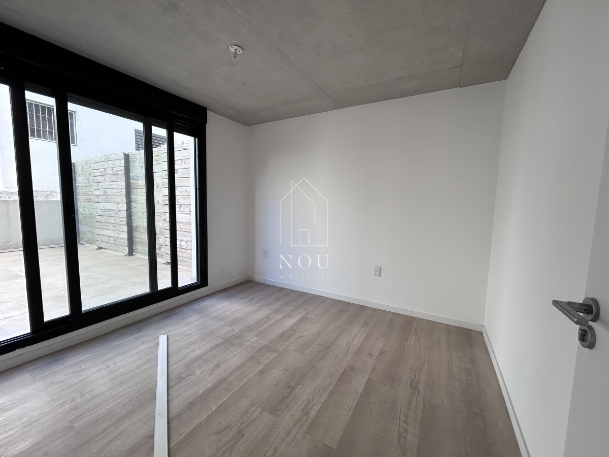 Apartamento ID.44 - Apartamento venta 1 dormitorio mas patio en 01 libertador 