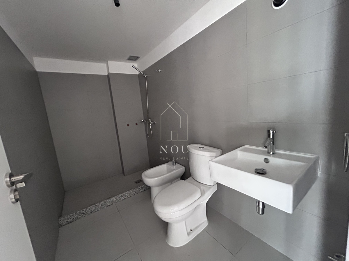 Apartamento ID.44 - Apartamento venta 1 dormitorio mas patio en 01 libertador 