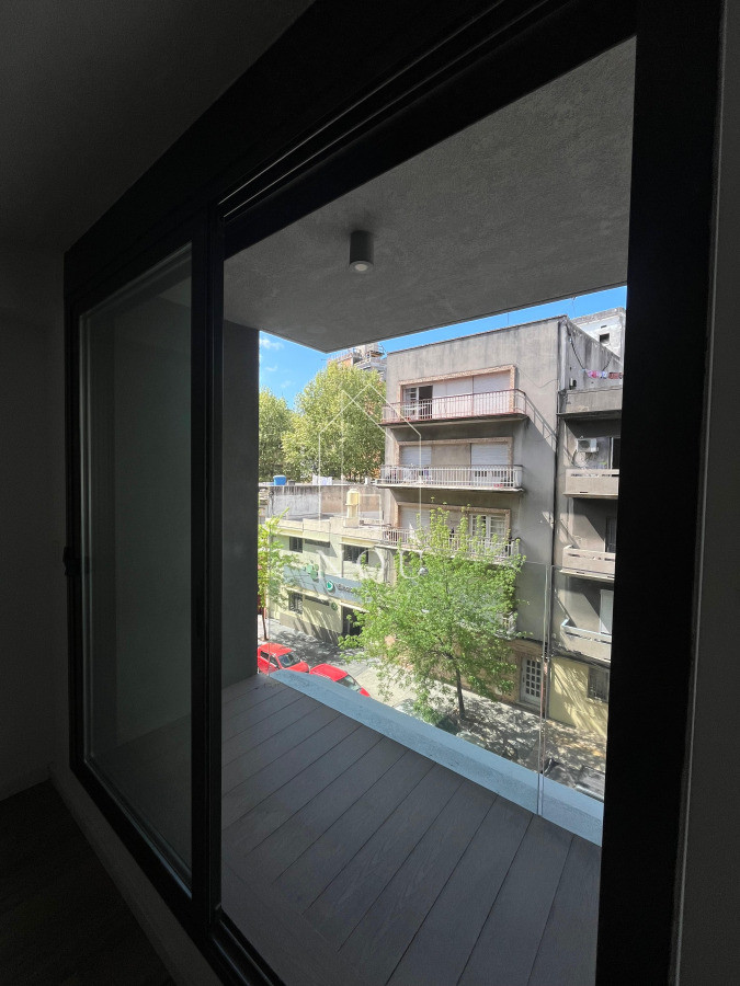 Apartamento ID.77 - Monoambiente Moderno con Acceso Digital | Piso 3 