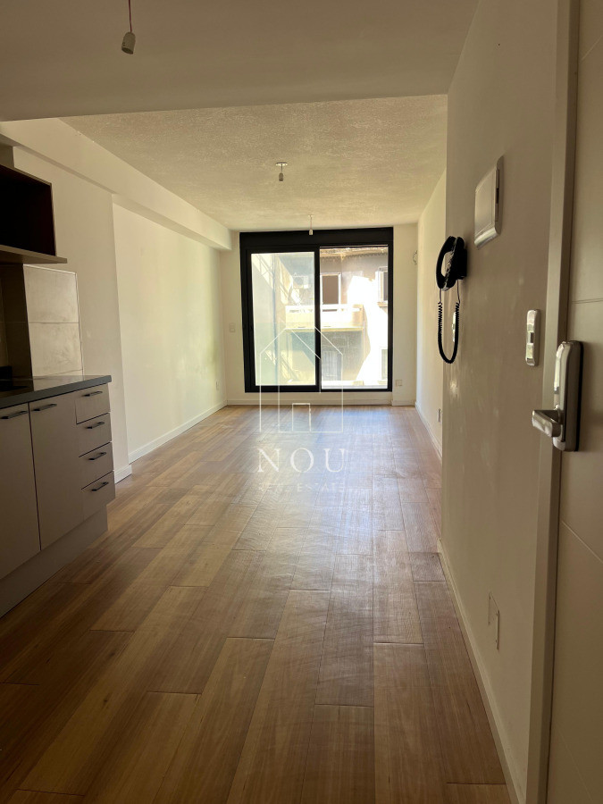 Apartamento ID.77 - Monoambiente Moderno con Acceso Digital | Piso 3 