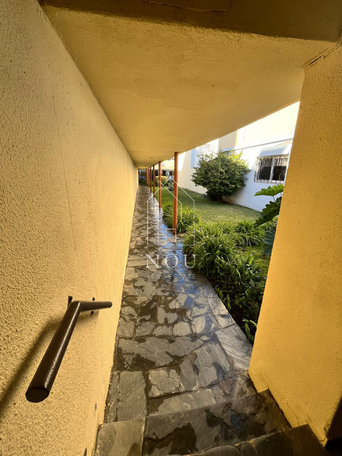 Casa ID.13 - Venta de  casa duplex Brazo oriental 