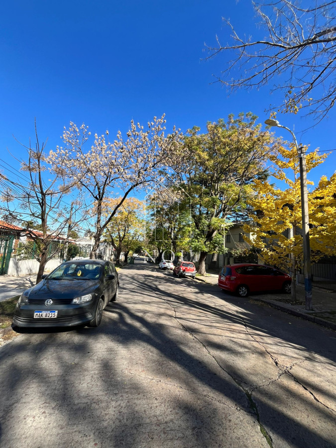 Casa ID.13 - Venta de  casa duplex Brazo oriental 