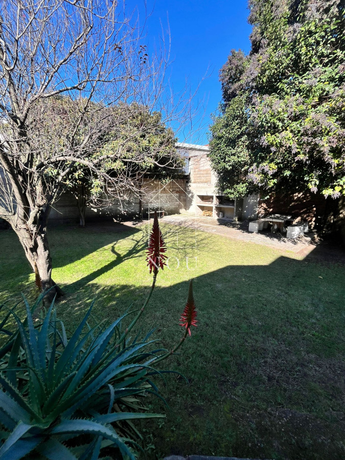 Casa ID.13 - Venta de  casa duplex Brazo oriental 