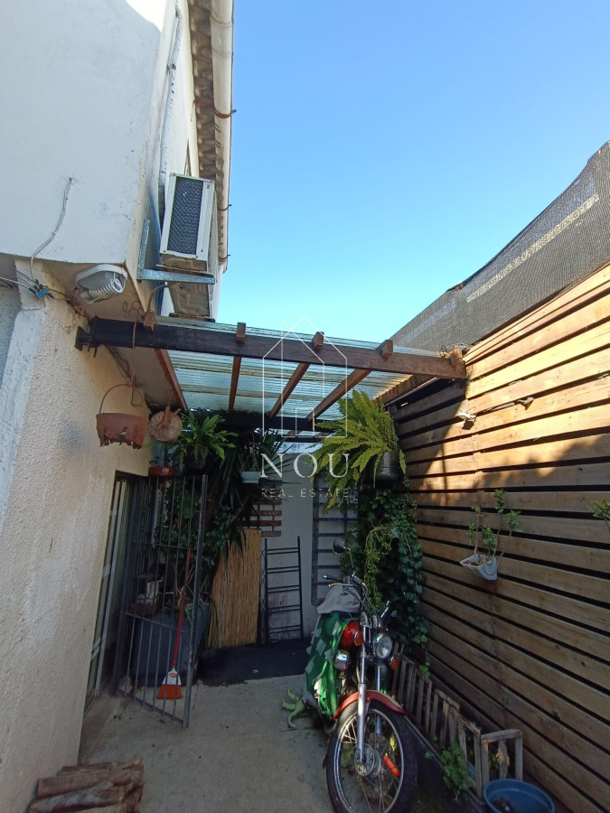 Casa ID.117 - Venta de Ph con 2 Casas en Perez Castellanos