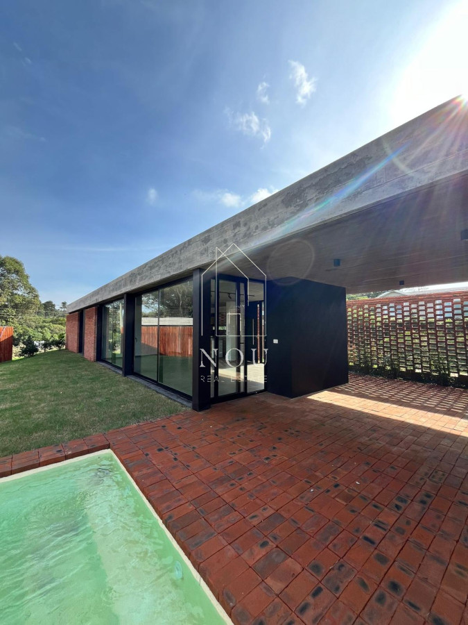 Casa ID.31 - Casa a estrenar en Punta colorada 