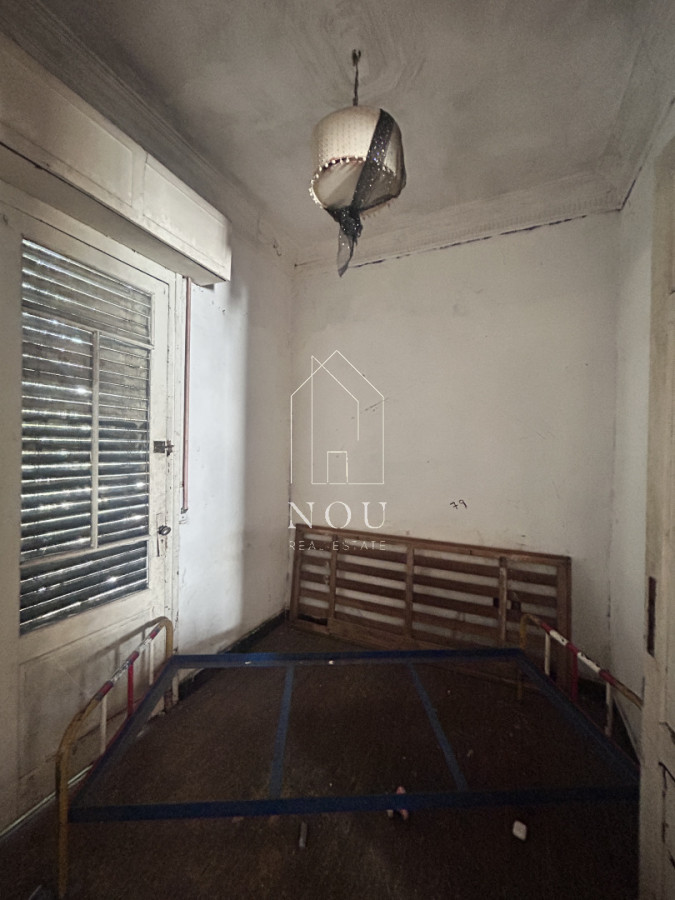 Casa ID.141 - Oportunidad de Inversión en El Prado: Dos Propiedades con Gran Potencial para Reciclar