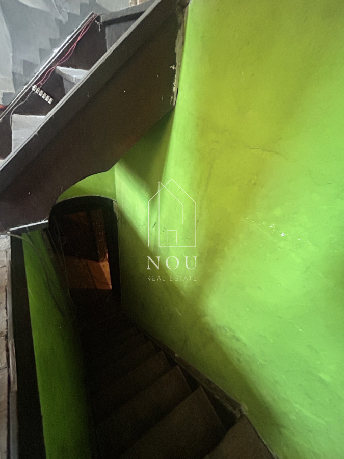 Casa ID.141 - Oportunidad de Inversión en El Prado: Dos Propiedades con Gran Potencial para Reciclar