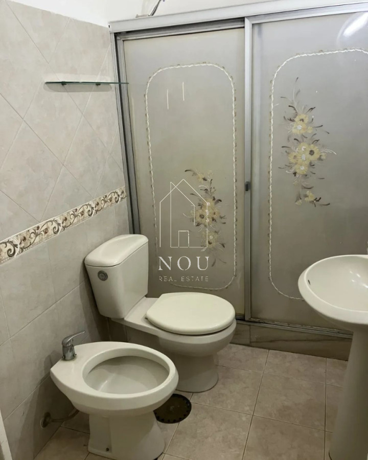 Casa ID.252 - SE ALQUILA CASA DE 2 PLANTAS - EXCELENTE ESTADO, MUY LUMINOSA