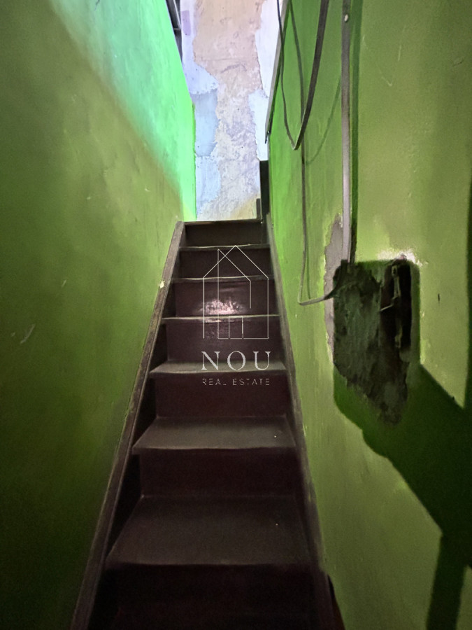 Casa ID.141 - Oportunidad de Inversión en El Prado: Dos Propiedades con Gran Potencial para Reciclar