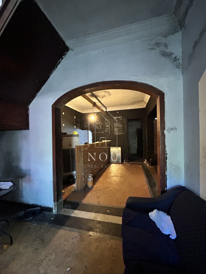 Casa ID.141 - Oportunidad de Inversión en El Prado: Dos Propiedades con Gran Potencial para Reciclar