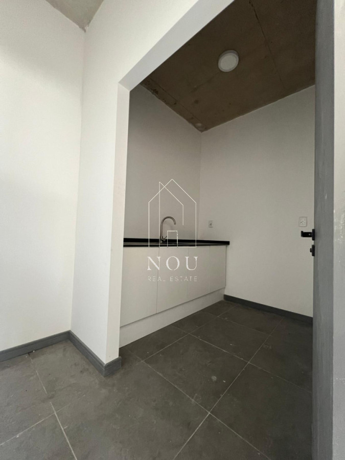 Local Comercial ID.207 - 🚨 Local en Esquina sobre 8 de Octubre | Gran Visibilidad