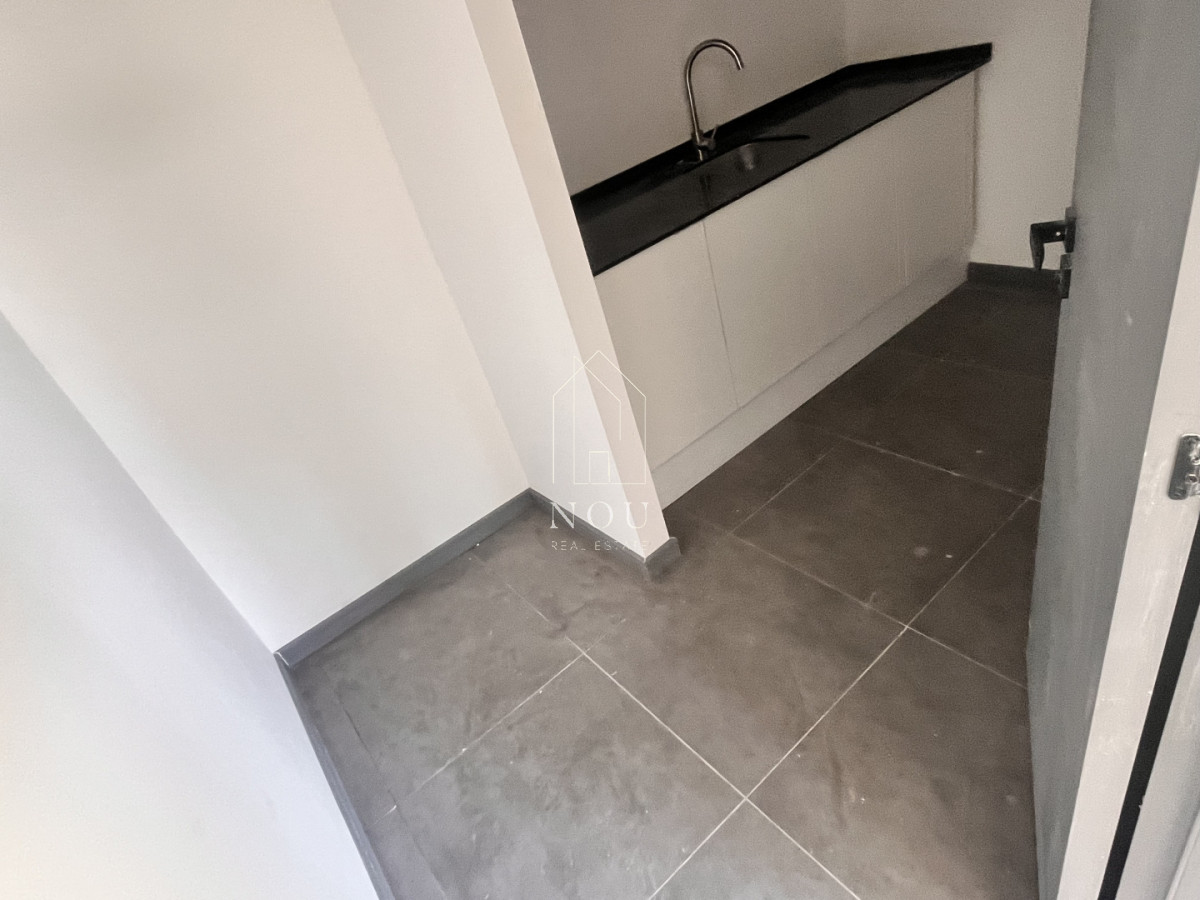 Local Comercial ID.207 - 🚨 Local en Esquina sobre 8 de Octubre | Gran Visibilidad