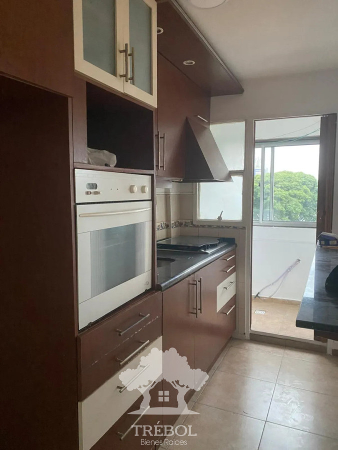 Apartamento ID.219 - Alquiler Apartamento 2 Dormitorio Buceo Montevideo D