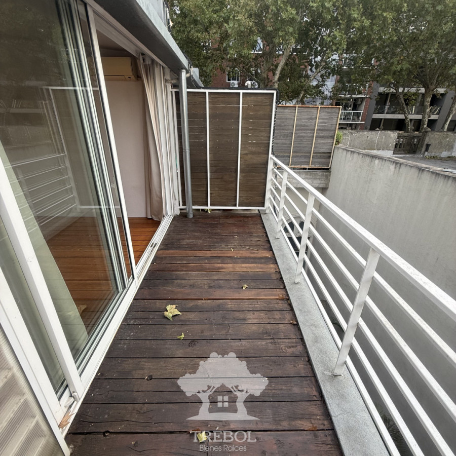 Apartamento ID.237 - Alquiler apartamento triplex Palermo Montevideo B