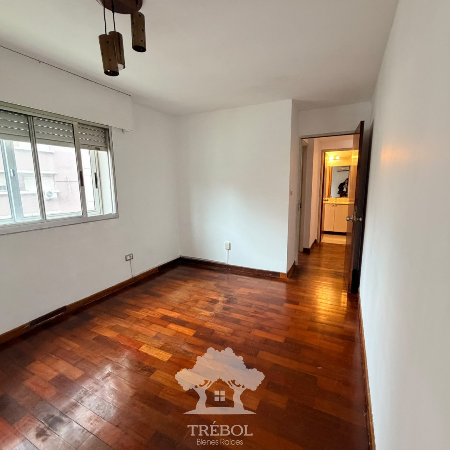 Apartamento ID.323 - Alquiler Apartamento 2 Dormitorios Tres Cruces Montevideo V 