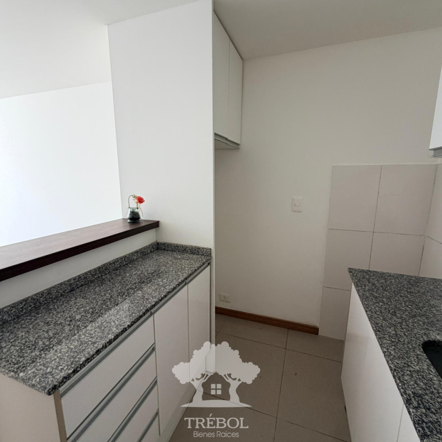 Apartamento ID.439 - Alquiler Apartamento 1 Dormitorios Cordón Montevideo D