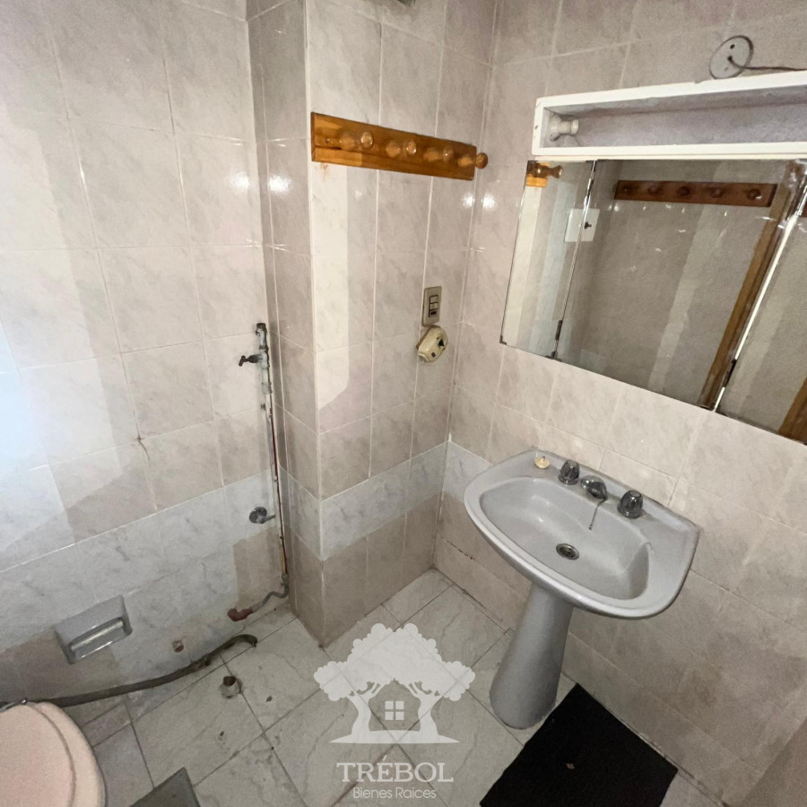 Apartamento ID.43 - Venta Apartamento 2 Dormitorios con Garaje Cordón Montevideo V 