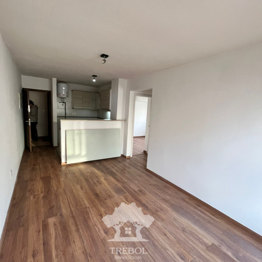 Apartamento ID.108 - Alquiler Apartamento 2 Dormitorios Pocitos Montevideo V 