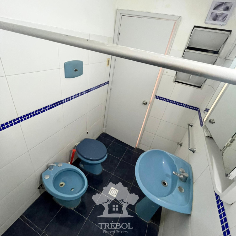 Apartamento ID.51 - Alquiler Apartamento 2 Dormitorios Centro Montevideo V 