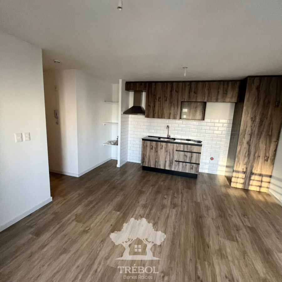 Apartamento ID.70 - Alquiler Monoambiente Cordón Montevideo V 