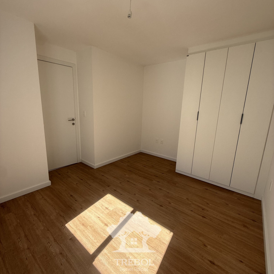Apartamento ID.435 - Venta Apartamento 2 Dormitorios con Garage Centro Montevideo B