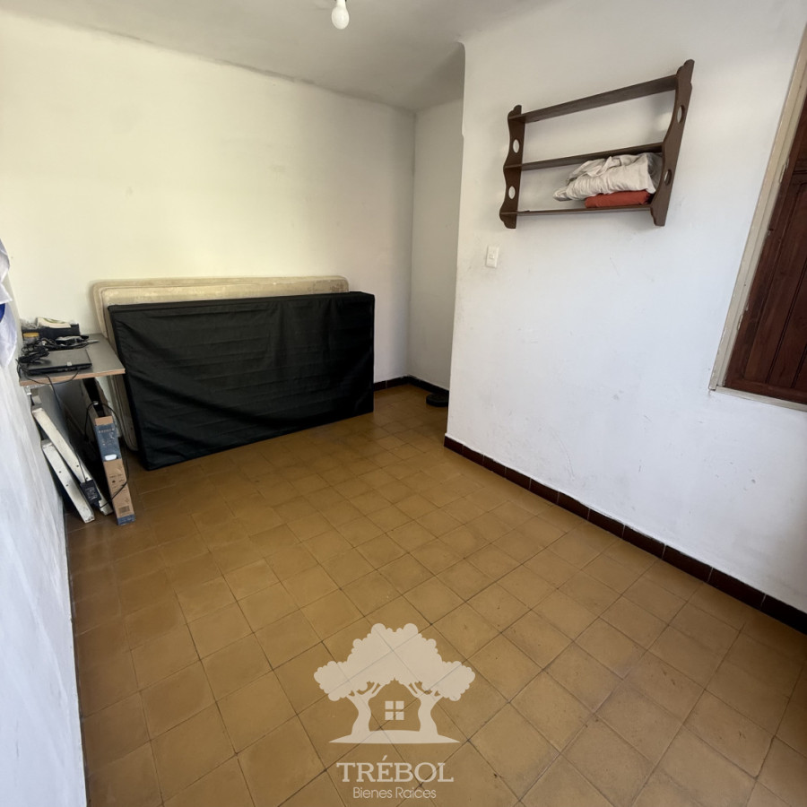 Apartamento ID.233 - Venta Apartamento 2 dormitorios con Renta Cordon Montevideo G
