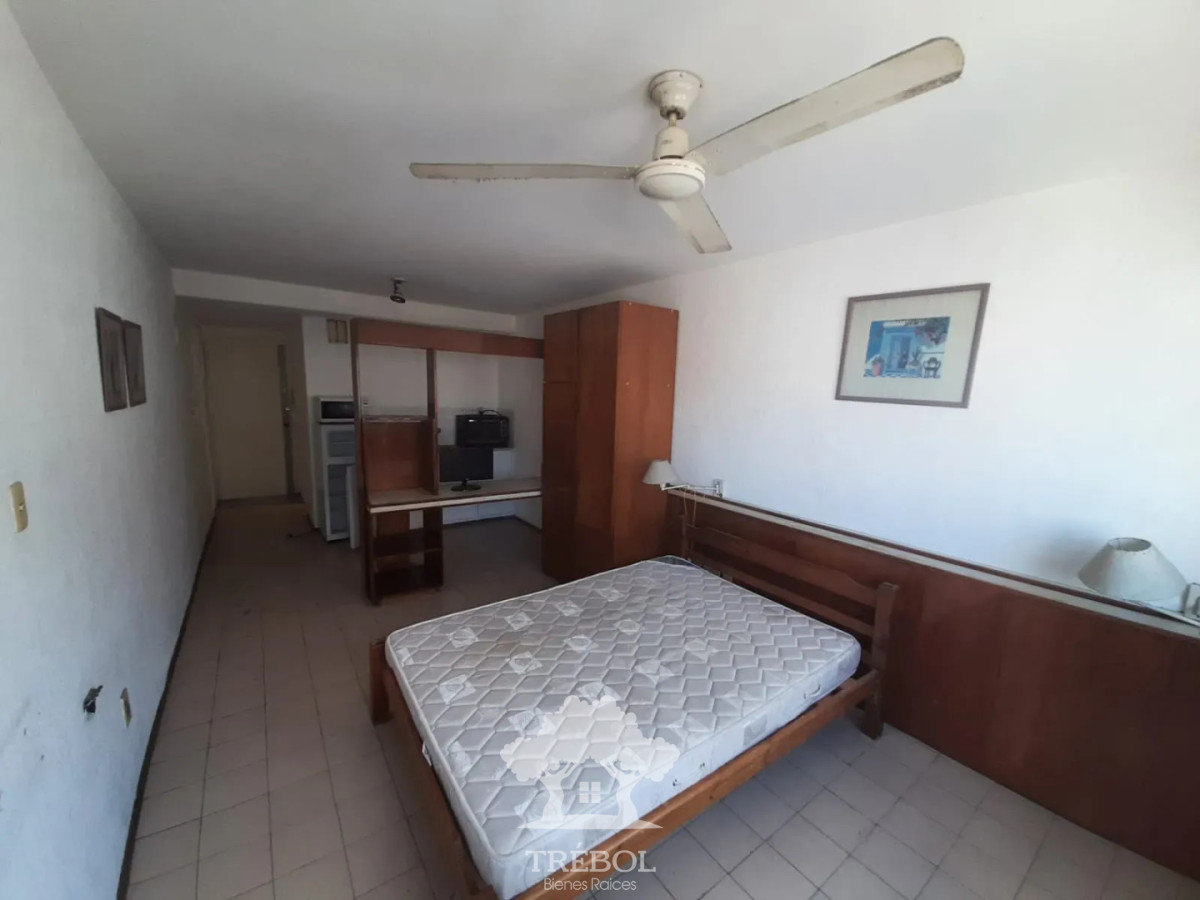 Apartamento ID.218 - Alquiler Apartamento Monoambiente Cordon Montevideo D