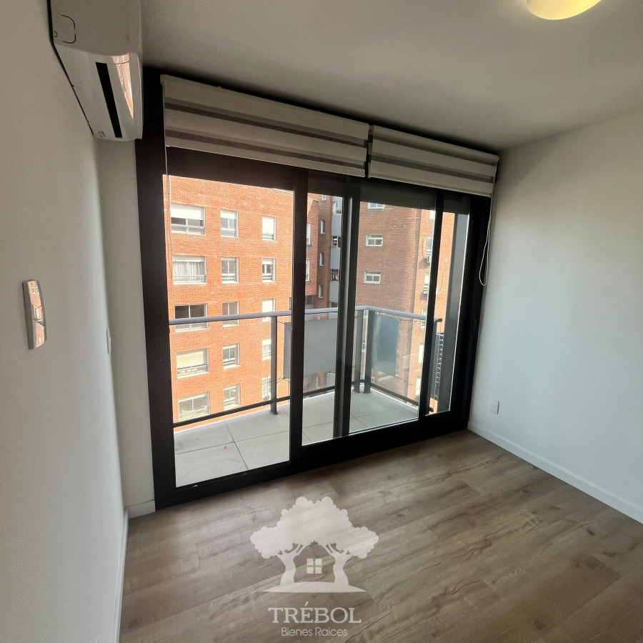 Apartamento ID.27 - Venta Apartamento 2 dormitorios Centro Montevideo V