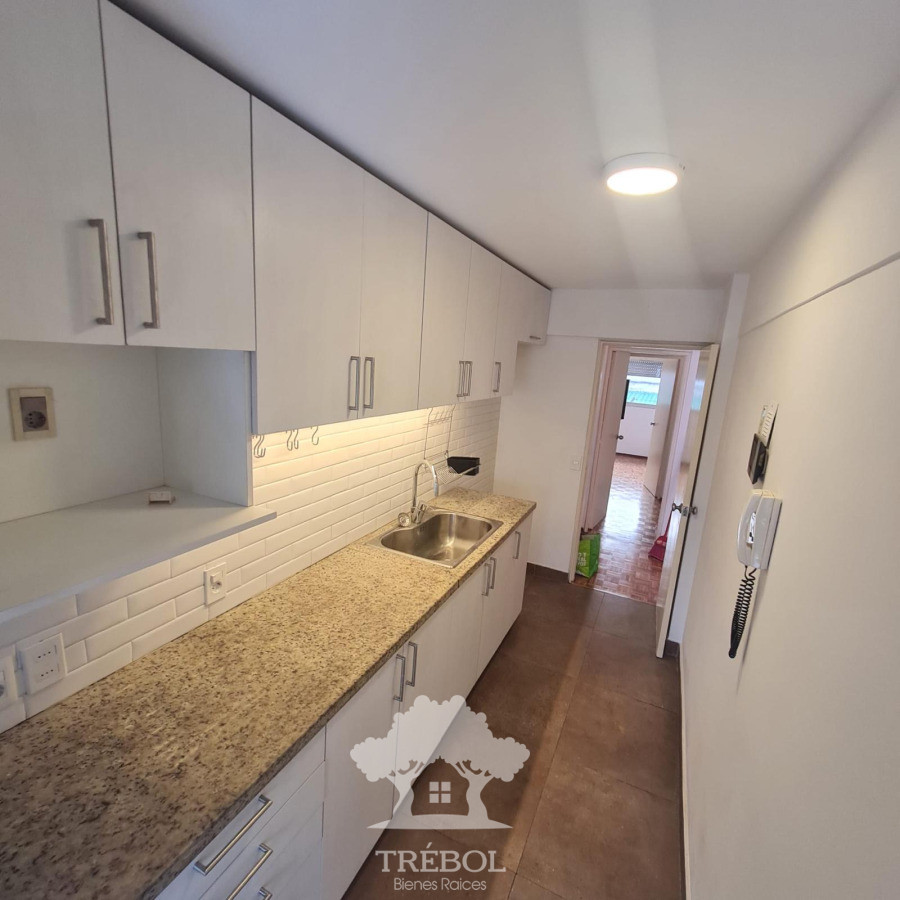 Apartamento ID.45 - Alquiler Apartamento 3 Dormitorios Parque Batlle Montevideo V 