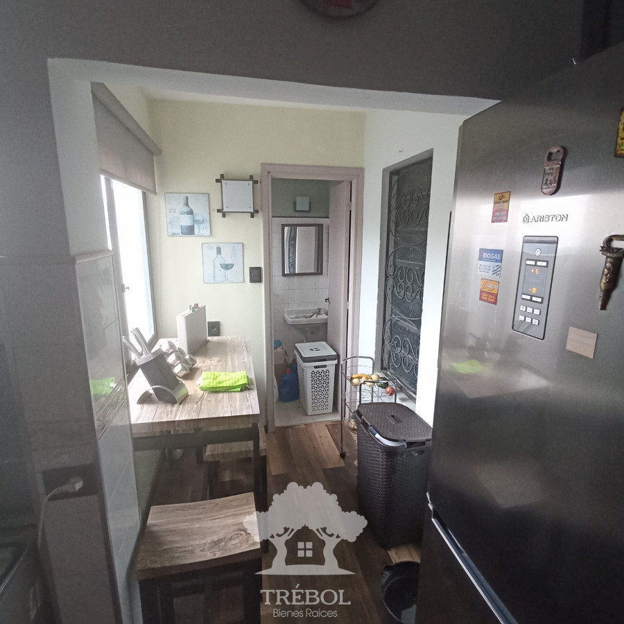 Apartamento ID.33 - Alquiler Apartamento 2 Dormitorios Cordón Montevideo D