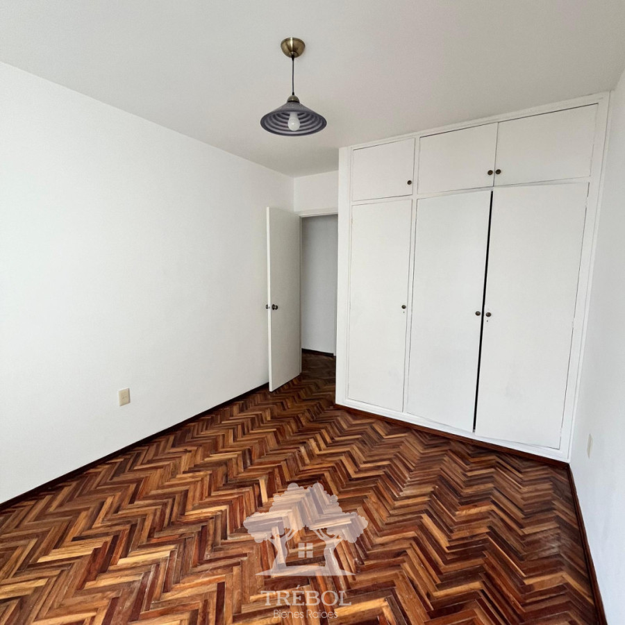 Apartamento ID.101 - Alquiler Apartamento 2 Dormitorios Pocitos Montevideo V 