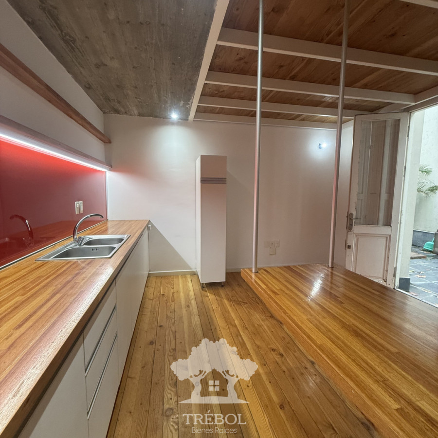 Apartamento ID.237 - Alquiler apartamento triplex Palermo Montevideo B